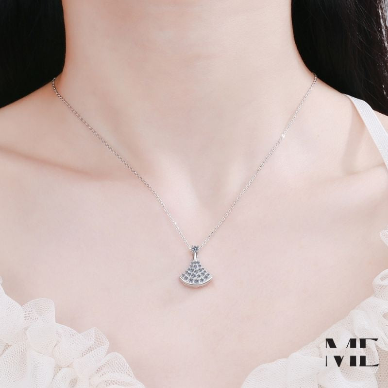 ME®️ | PETITE SKIRT MOISSANITE DIAMOND COLLAR NECKLACE