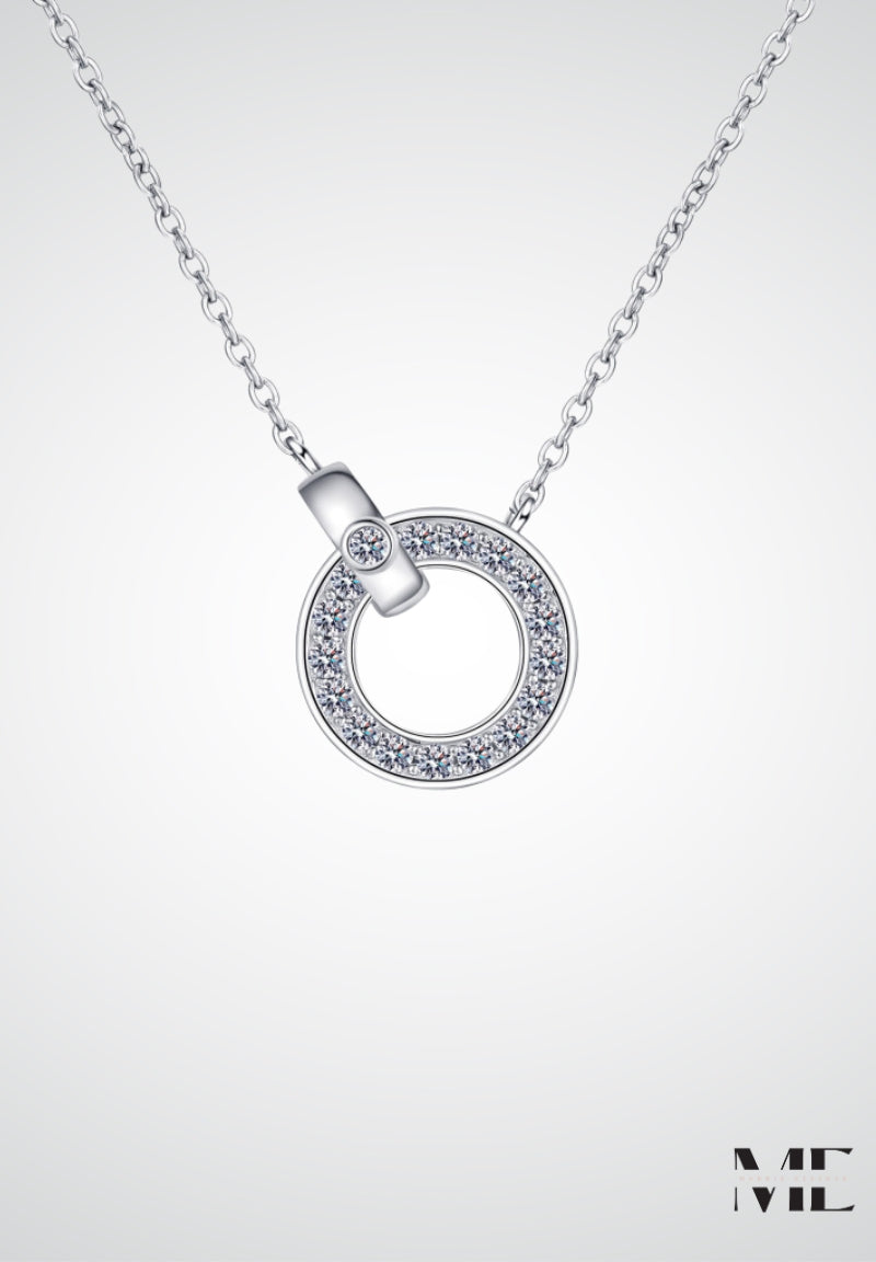 ME®️ | SPARKLING EMBRACE MOISSANITE NECKLACE