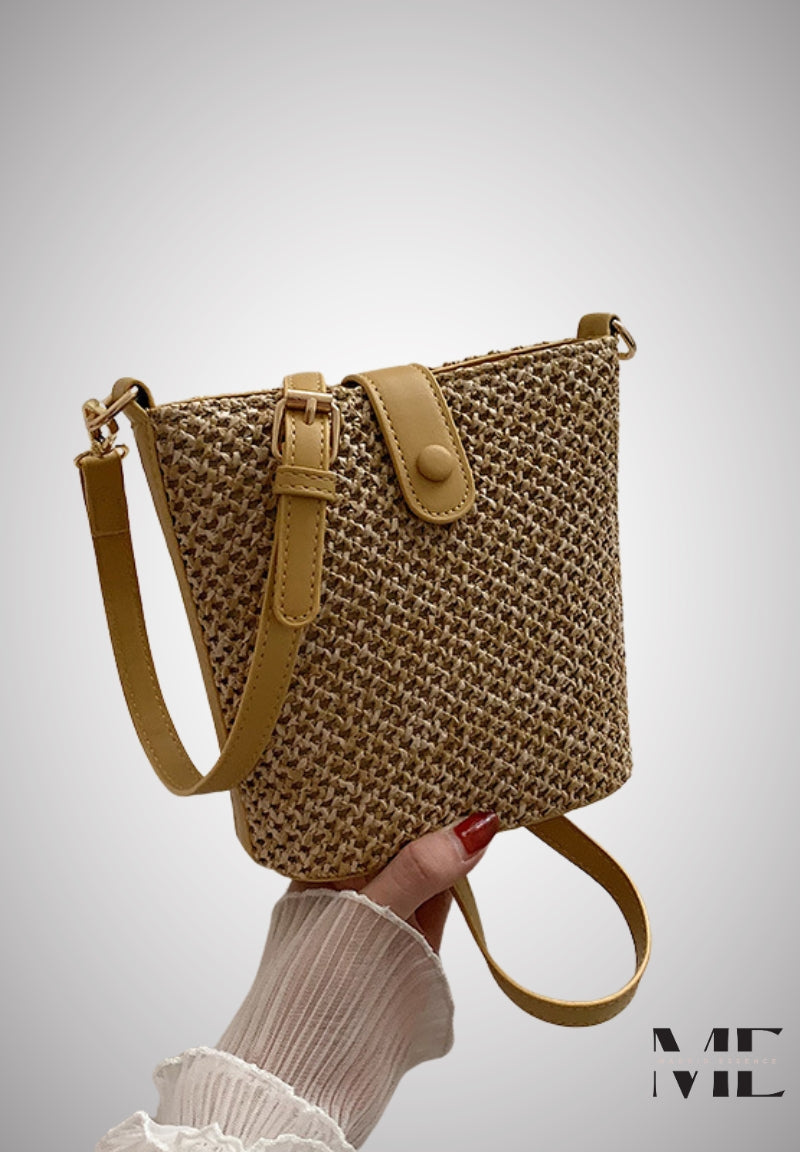 ME® | ARTISANAL ELEGANCE: CASUAL CUBE BAG FOR HER