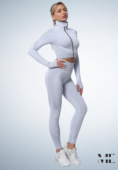 ME®️ | LONG SLEEVED SEAMLESS YOGA SET