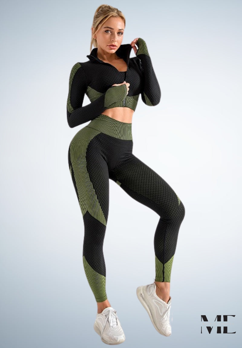 ME®️ | LONG SLEEVED SEAMLESS YOGA SET